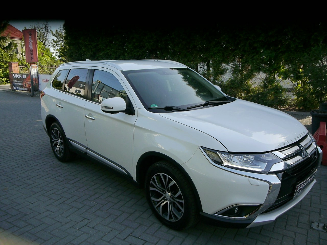 Mitsubishi Outlander - Zdjęcie 9