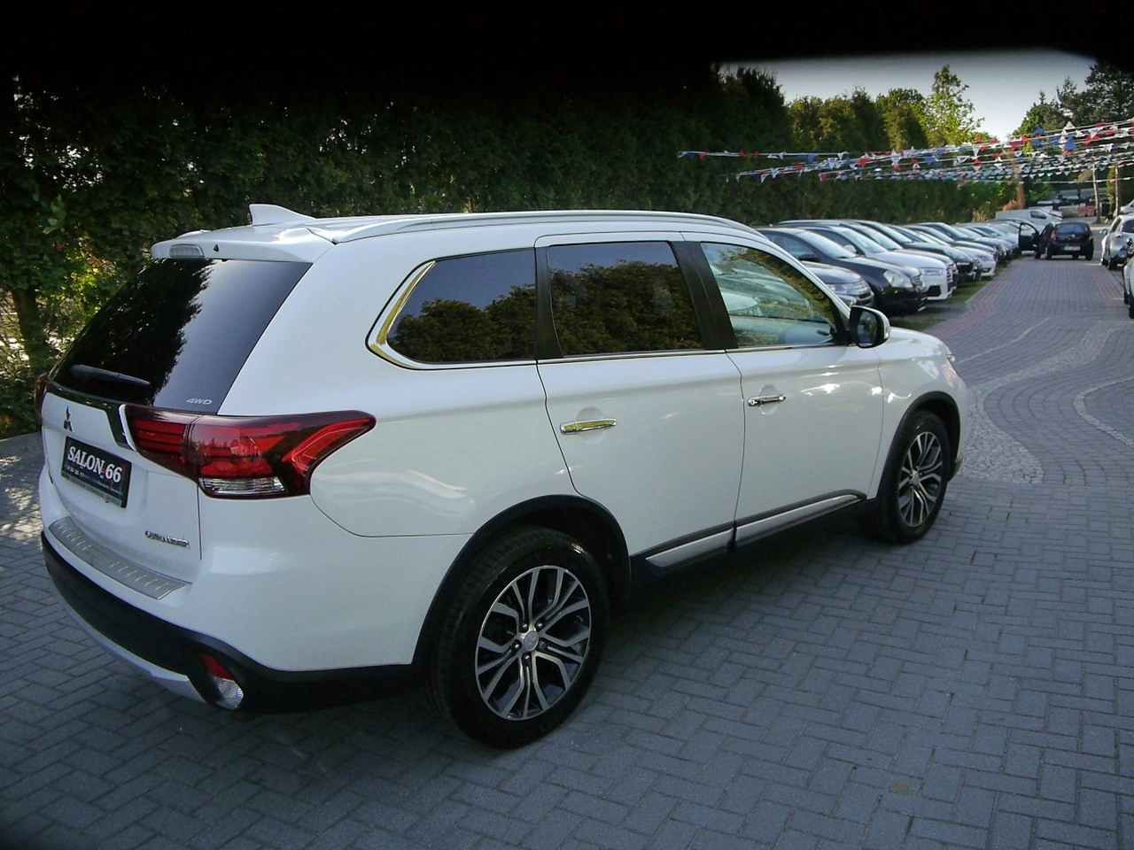 Mitsubishi Outlander - Zdjęcie 11