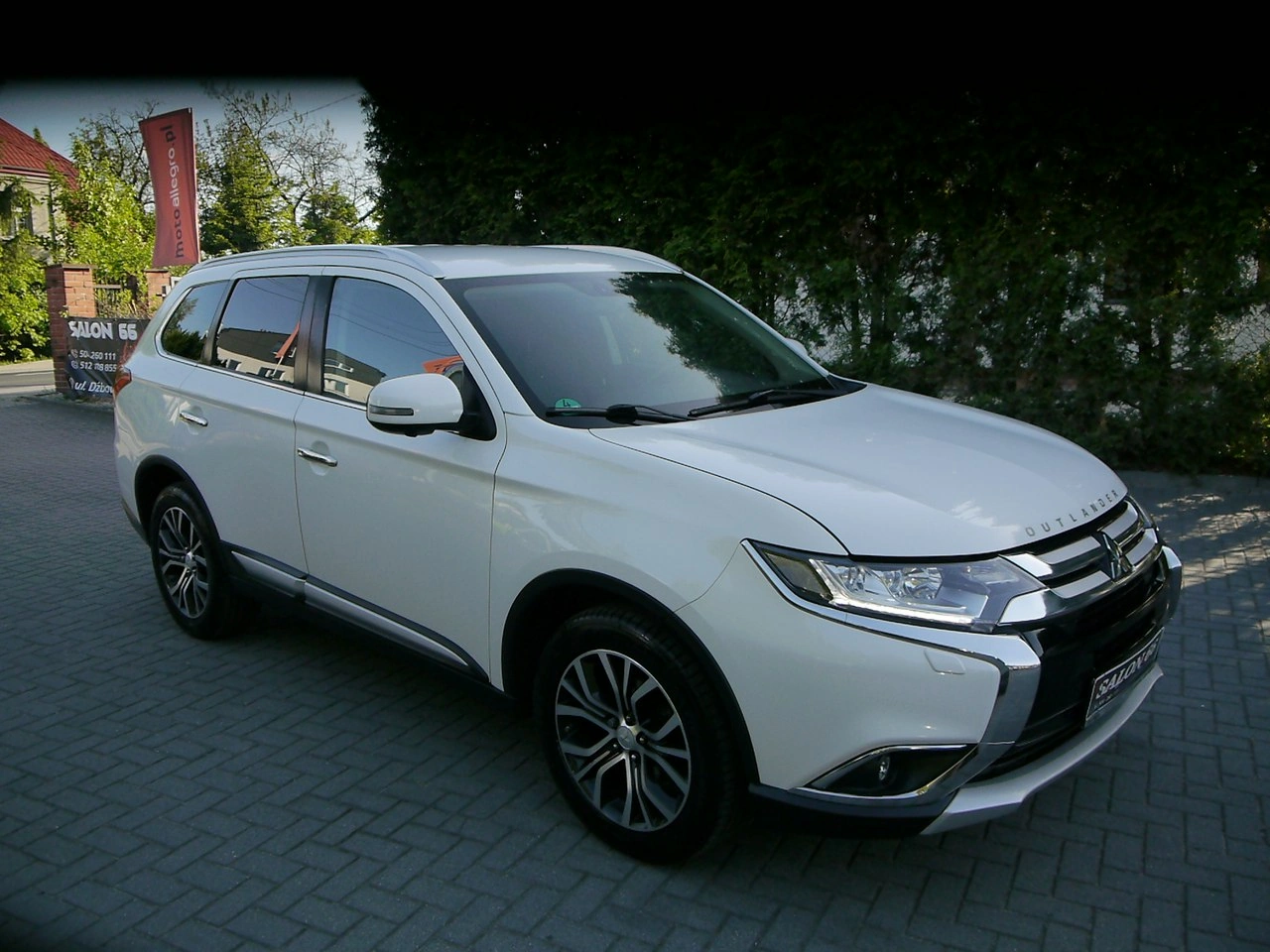 Mitsubishi Outlander - Zdjęcie 13