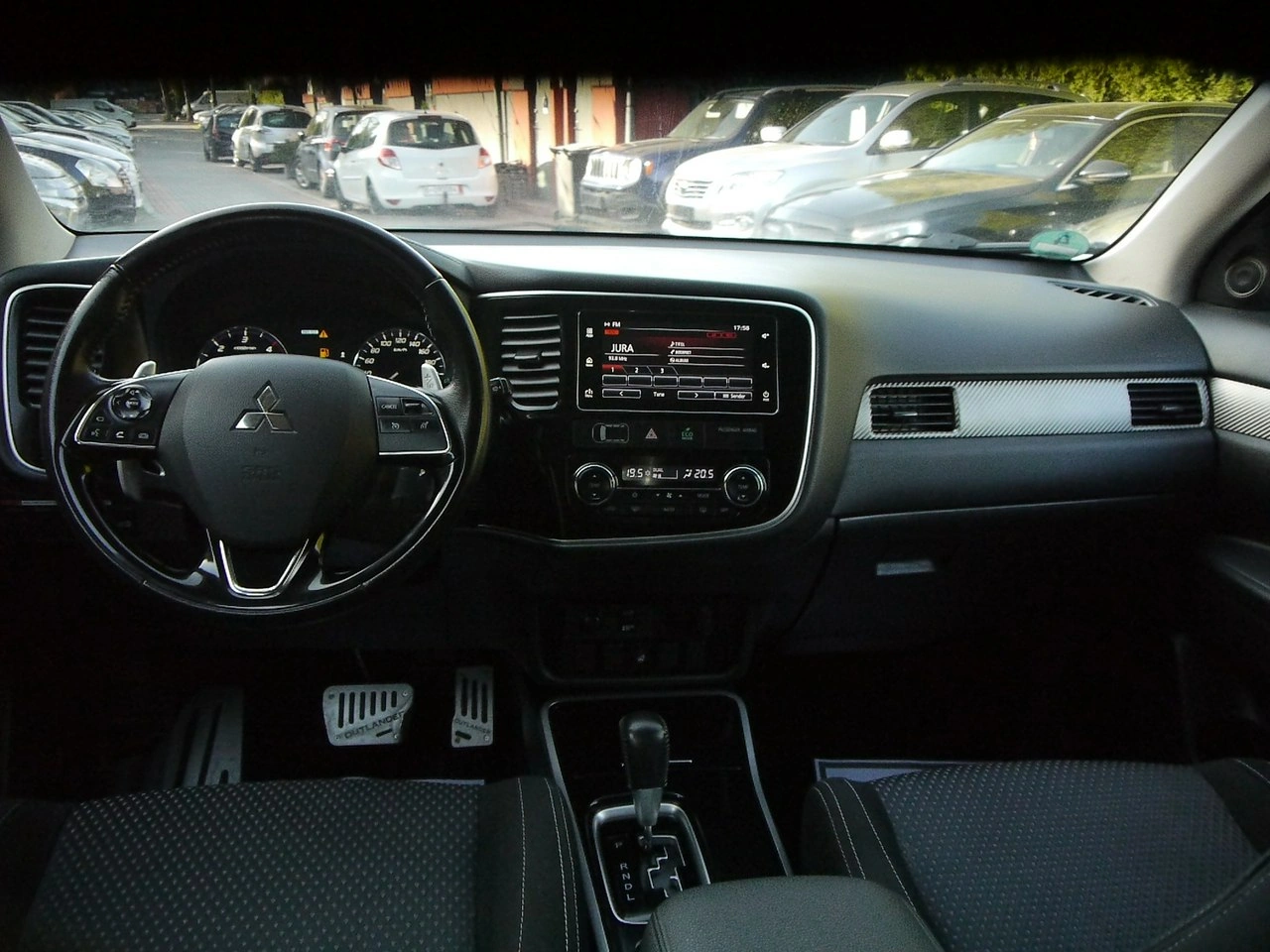 Mitsubishi Outlander - Zdjęcie 18