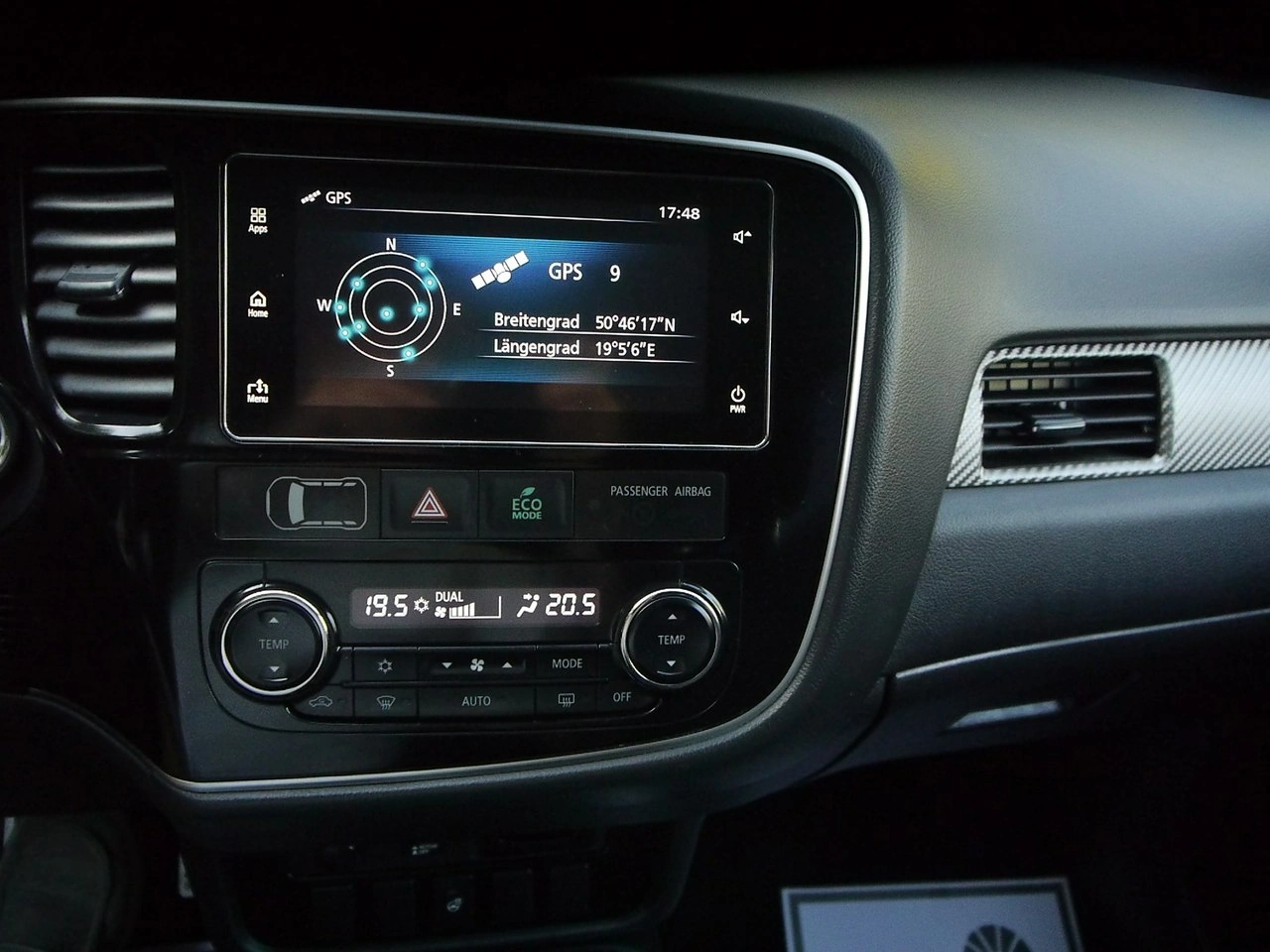 Mitsubishi Outlander - Zdjęcie 24
