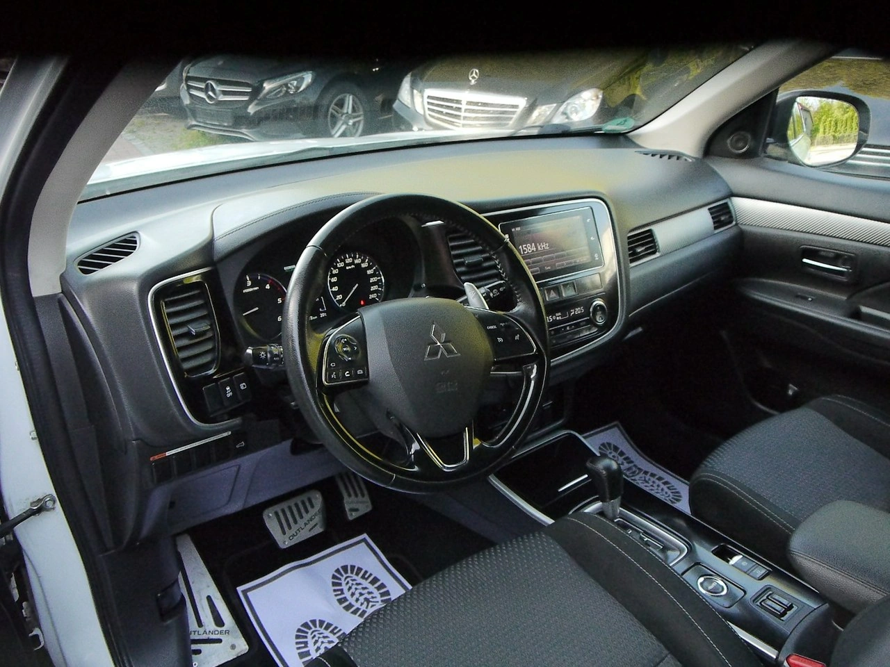Mitsubishi Outlander - Zdjęcie 29