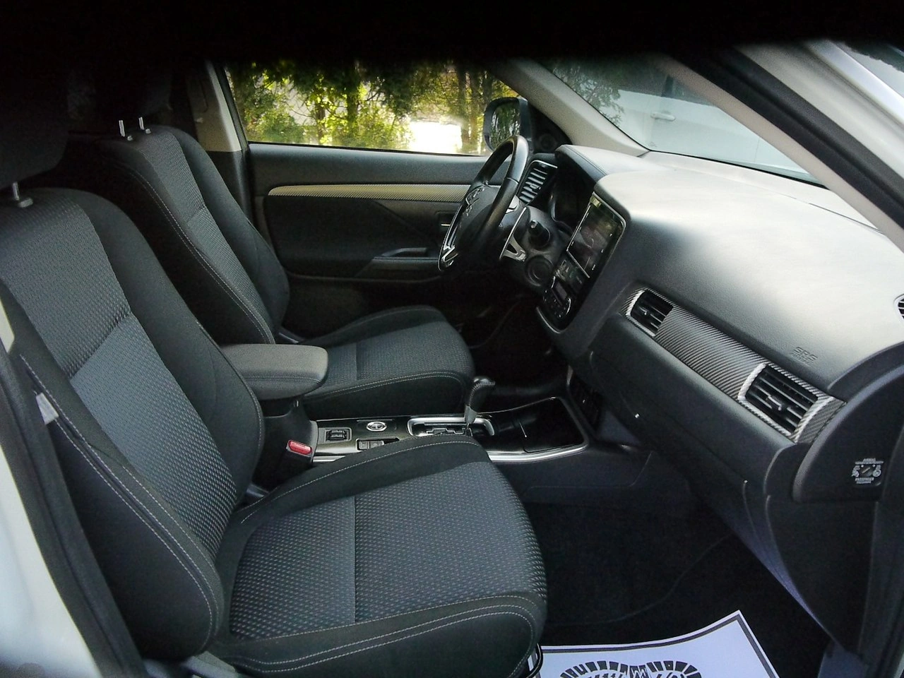 Mitsubishi Outlander - Zdjęcie 30
