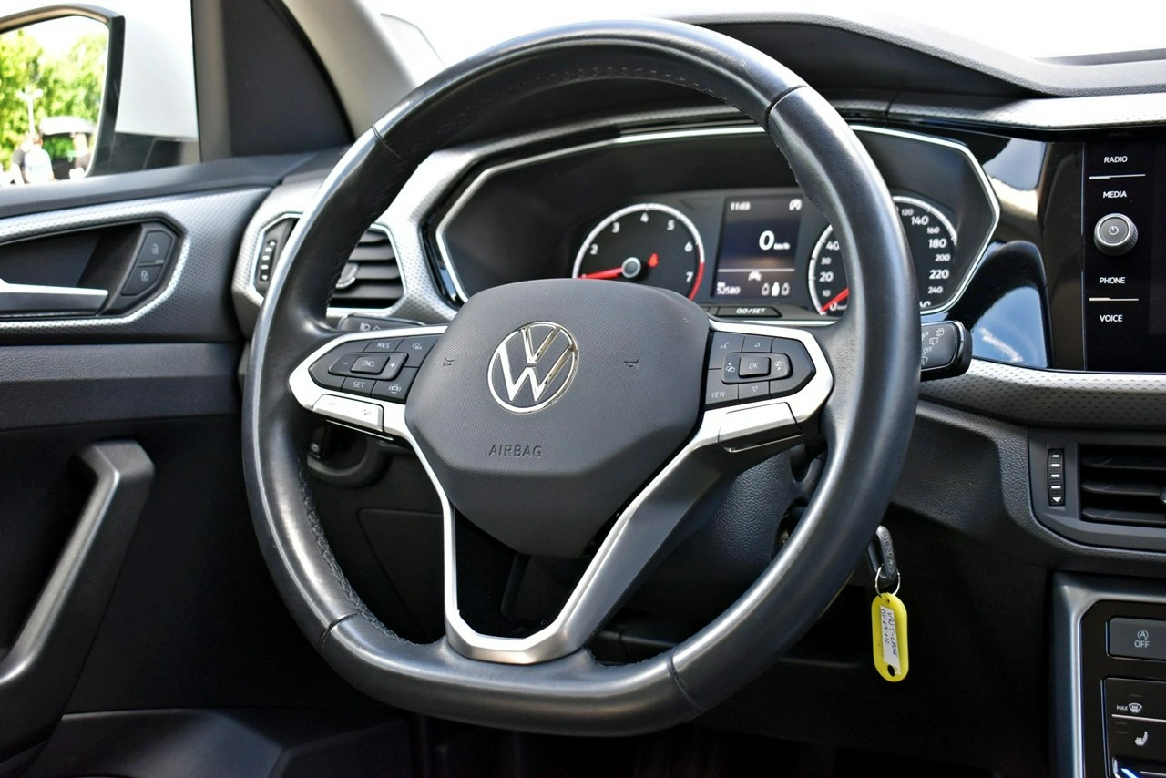 Volkswagen T-Cross - Zdjęcie 17