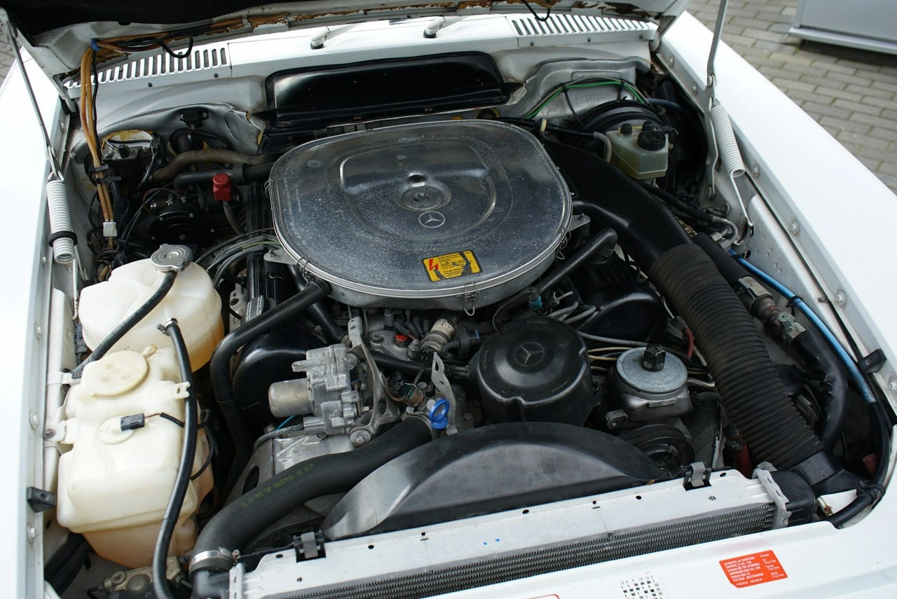 Mercedes SL 560 - Zdjęcie 15