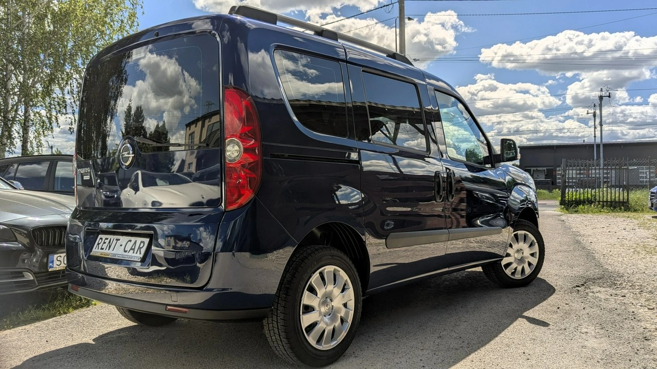Opel Combo - Zdjęcie 10