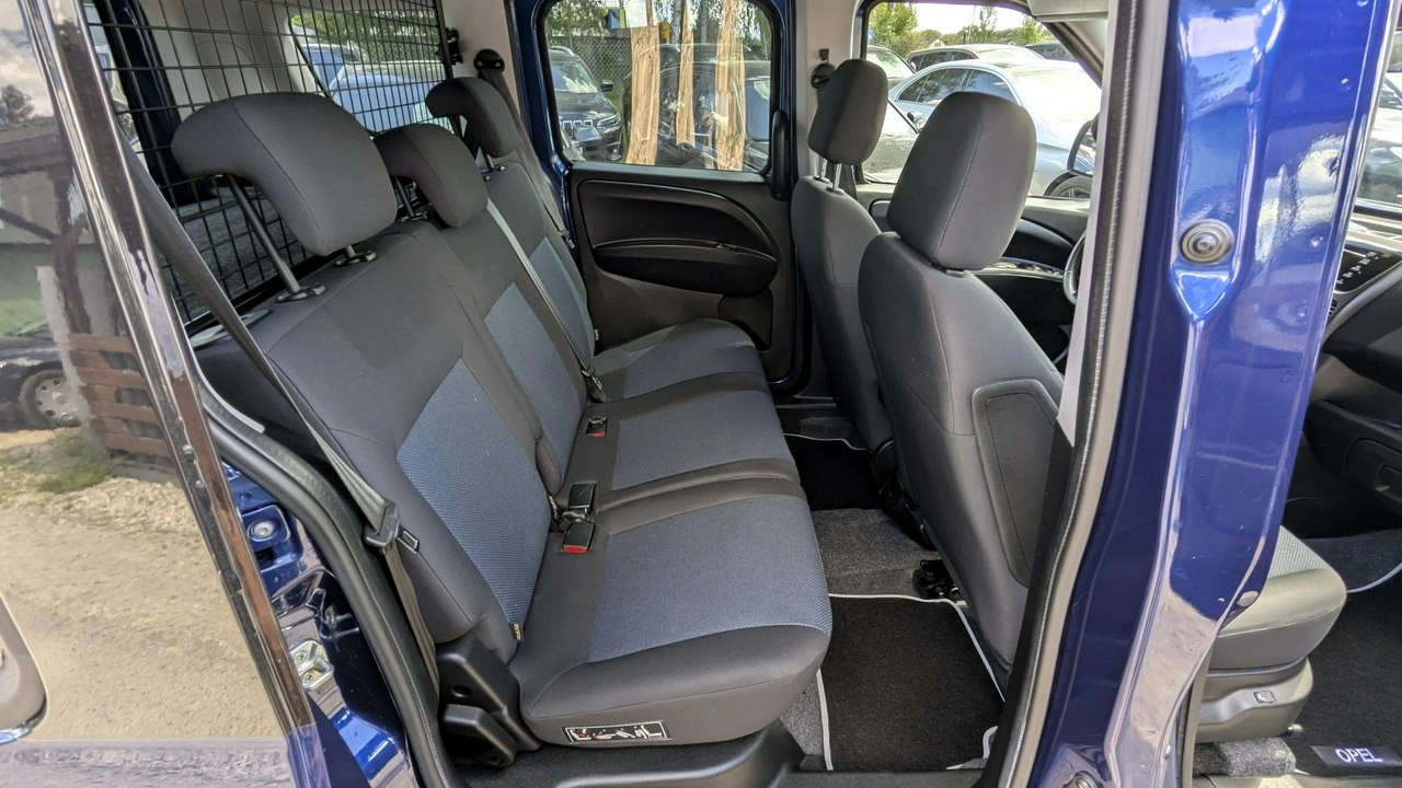 Opel Combo - Zdjęcie 16