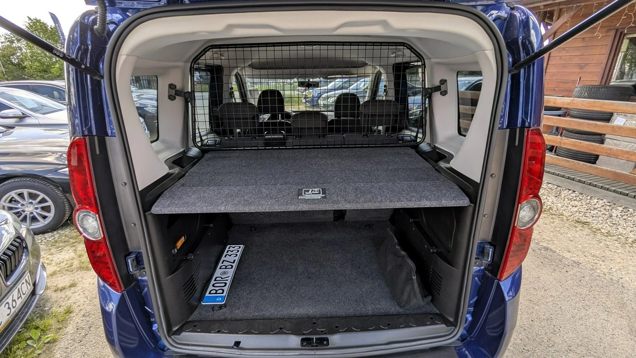 Opel Combo - Zdjęcie 31