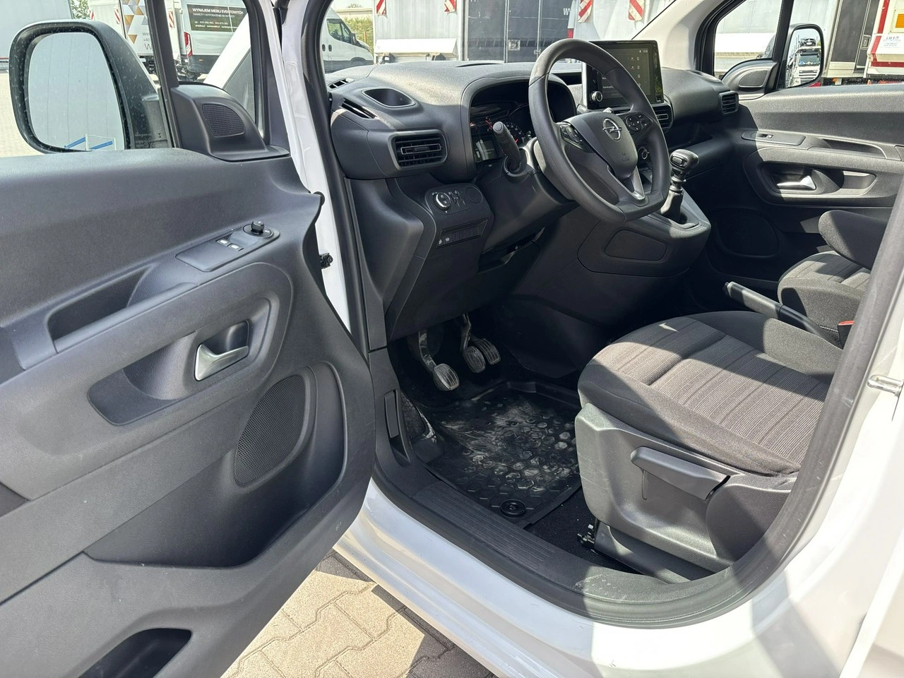 Opel Combo Life - Zdjęcie 9