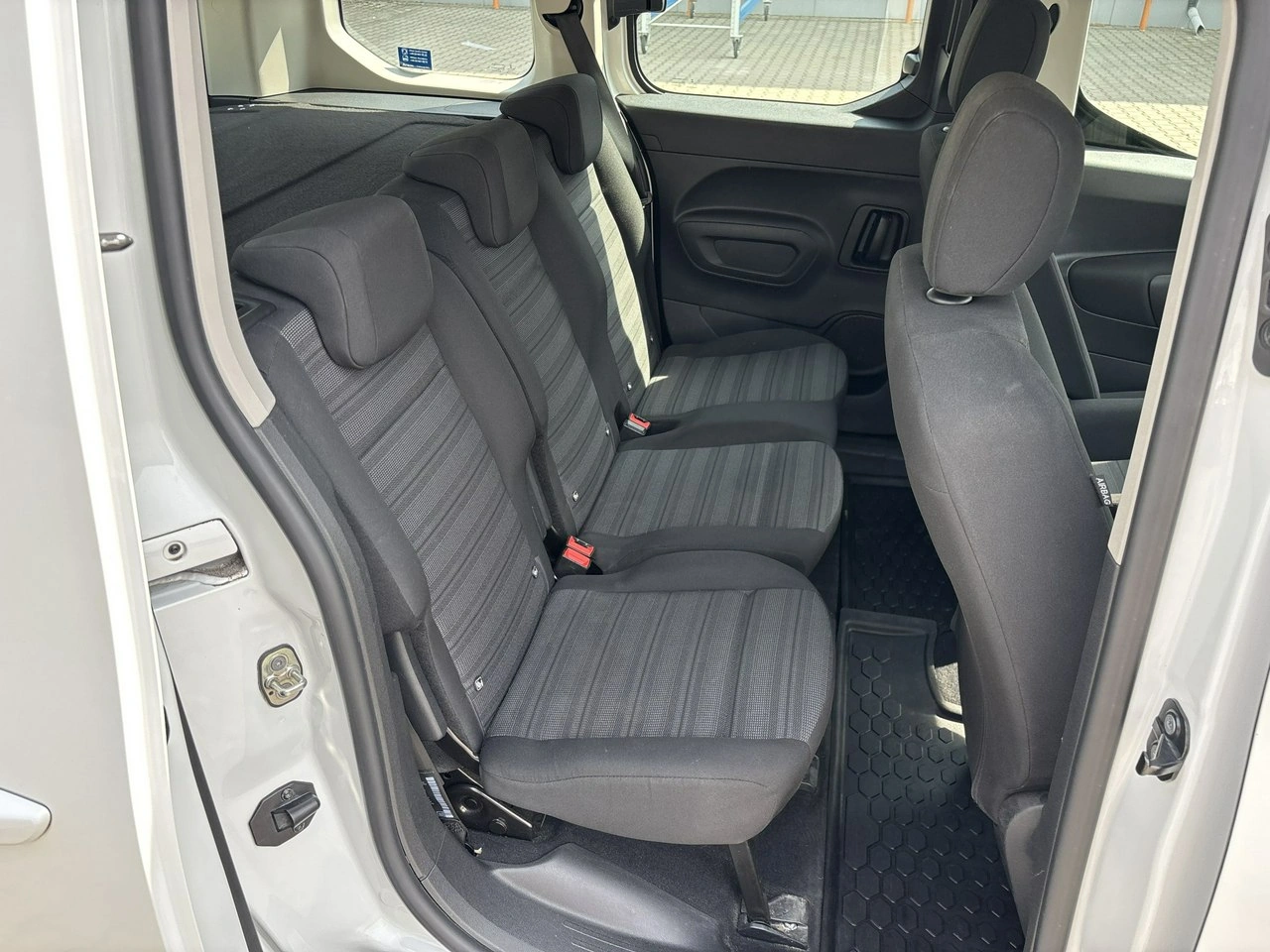 Opel Combo Life - Zdjęcie 13