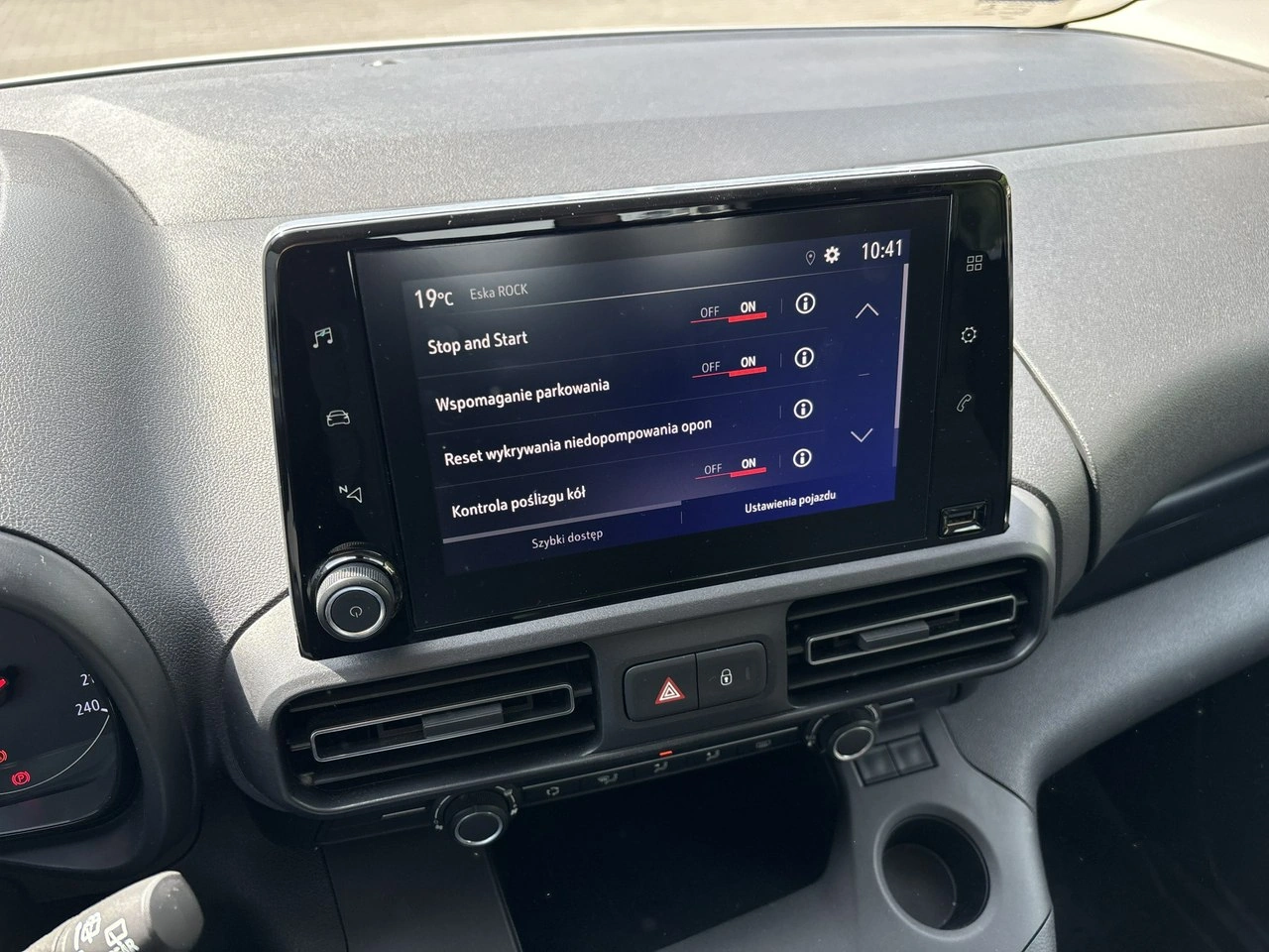 Opel Combo Life - Zdjęcie 16