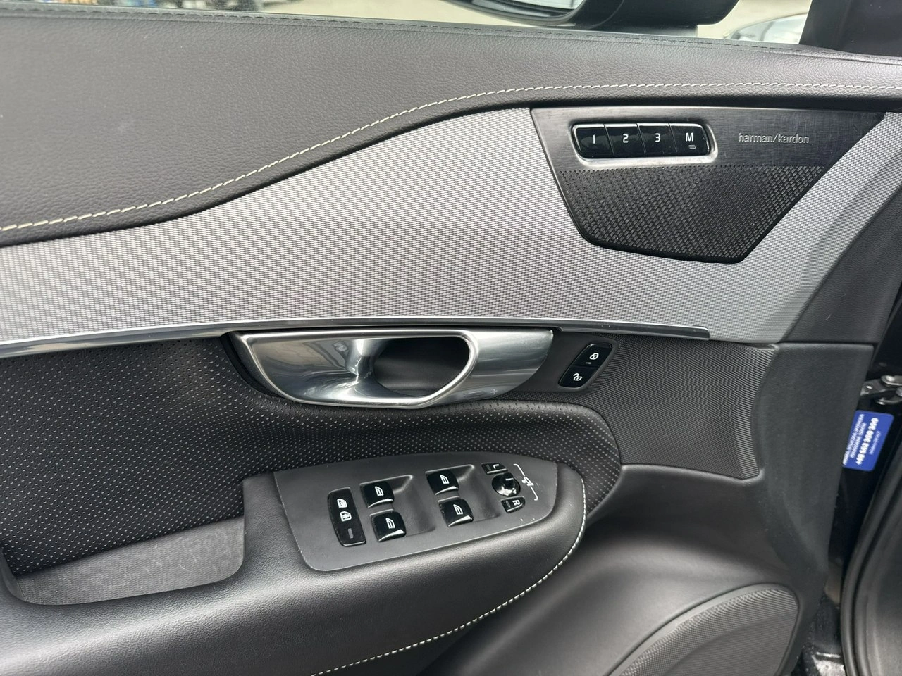 Volvo XC 90 - Zdjęcie 11