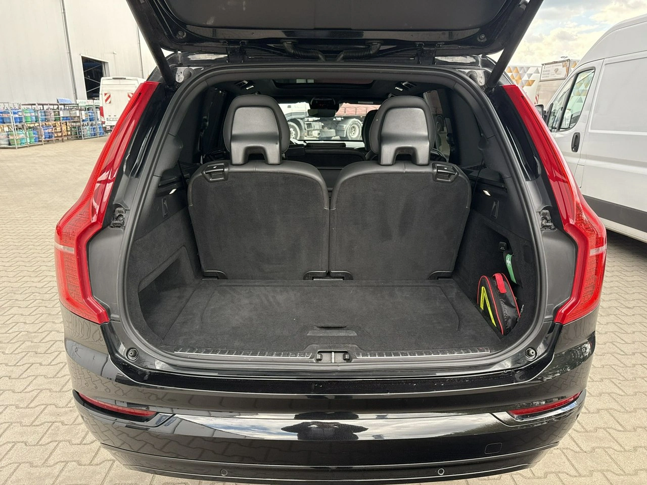 Volvo XC 90 - Zdjęcie 16
