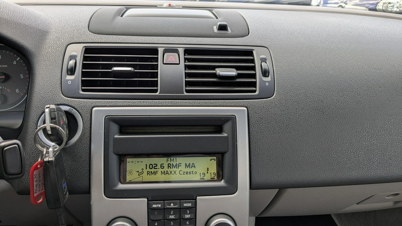 Volvo C70 - Zdjęcie 29