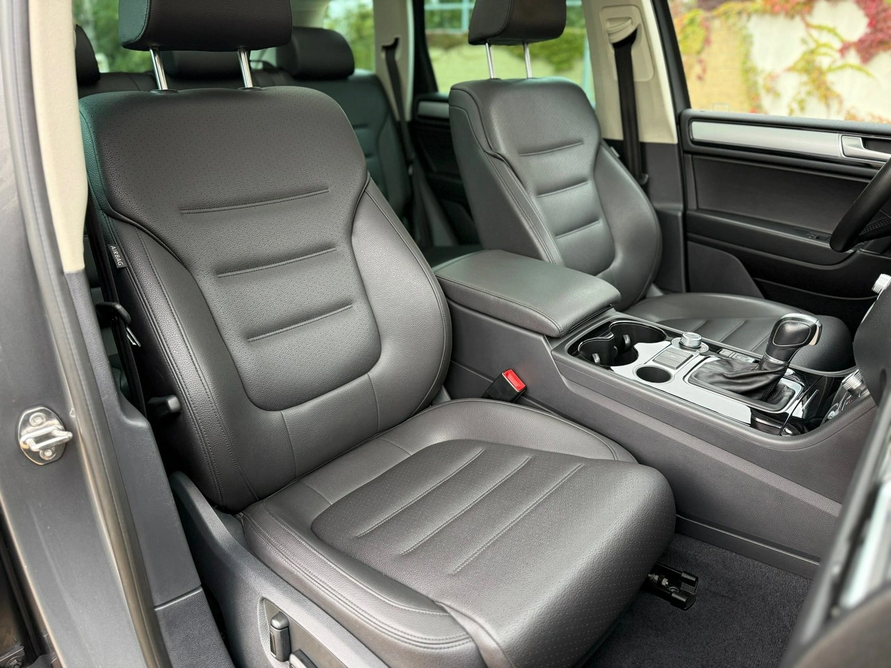Volkswagen Touareg - Zdjęcie 9