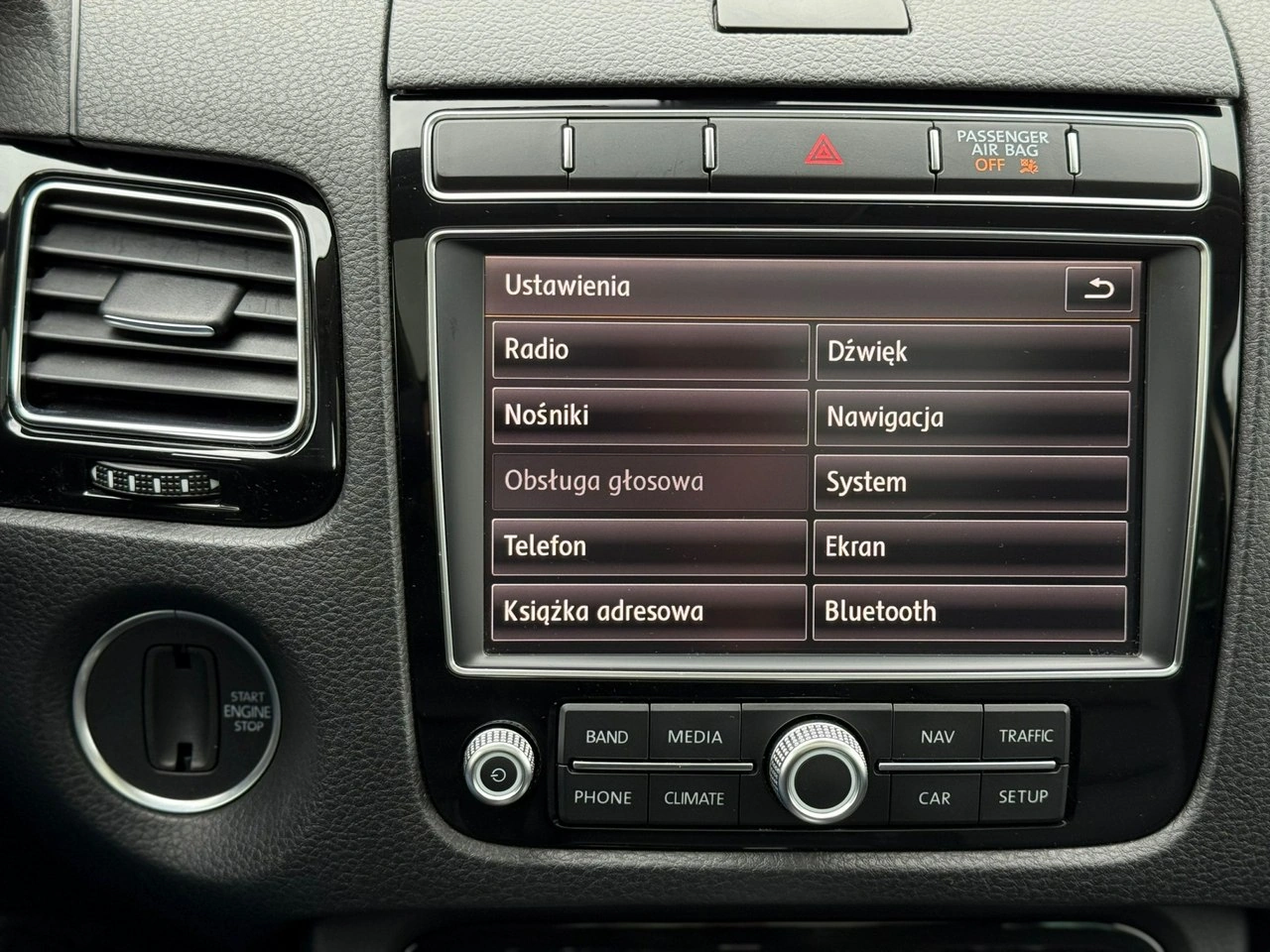 Volkswagen Touareg - Zdjęcie 30