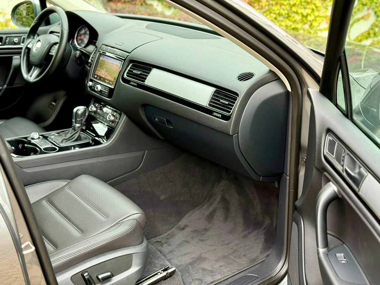 Volkswagen Touareg - Zdjęcie 7
