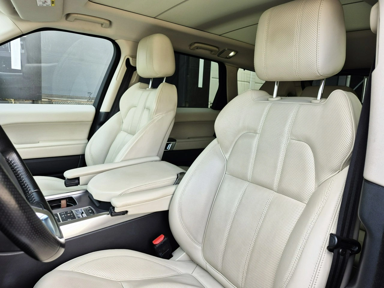 Land Rover Range Rover Sport - Zdjęcie 21