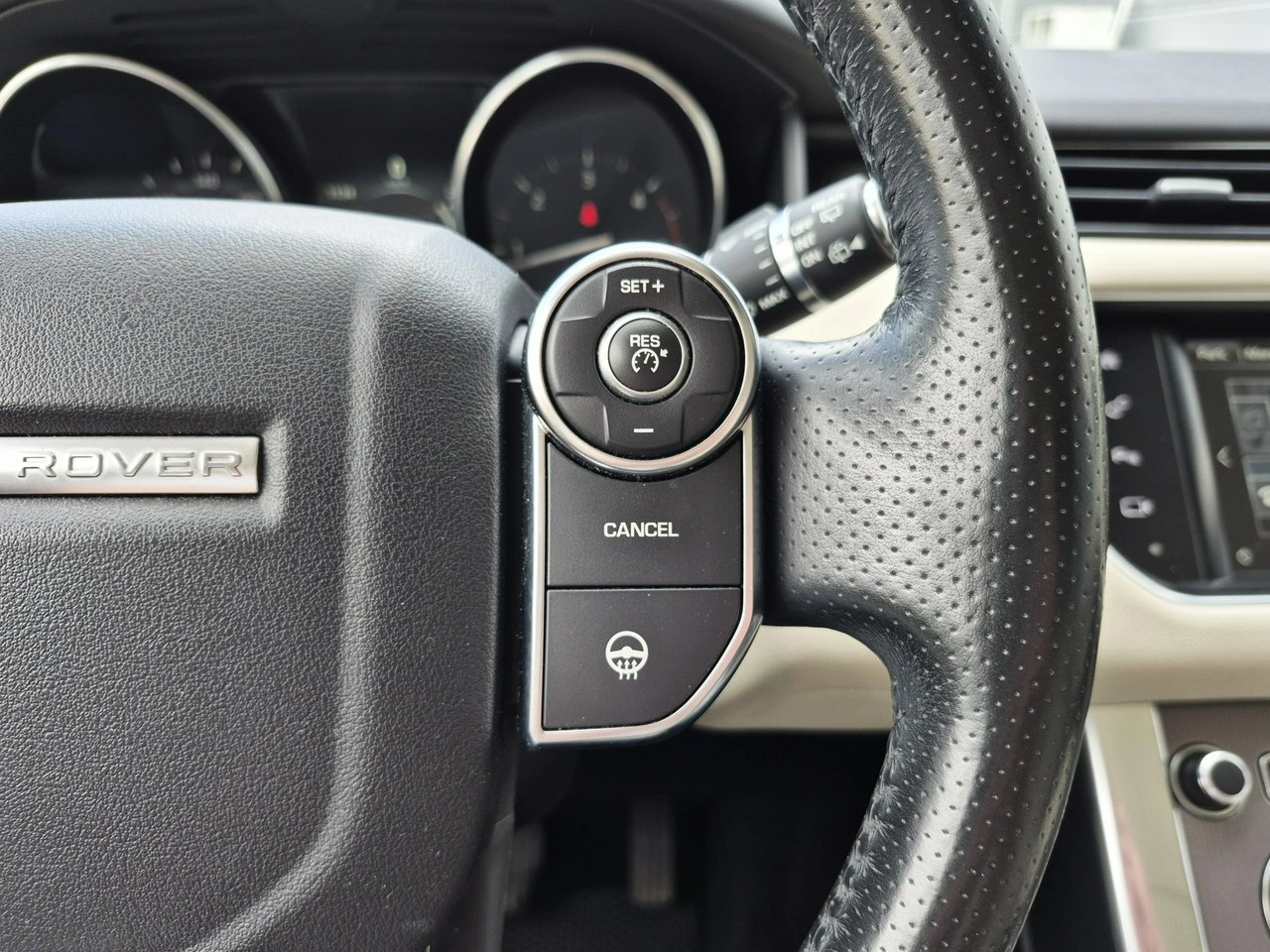 Land Rover Range Rover Sport - Zdjęcie 31