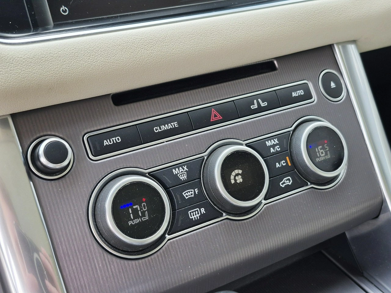Land Rover Range Rover Sport - Zdjęcie 38
