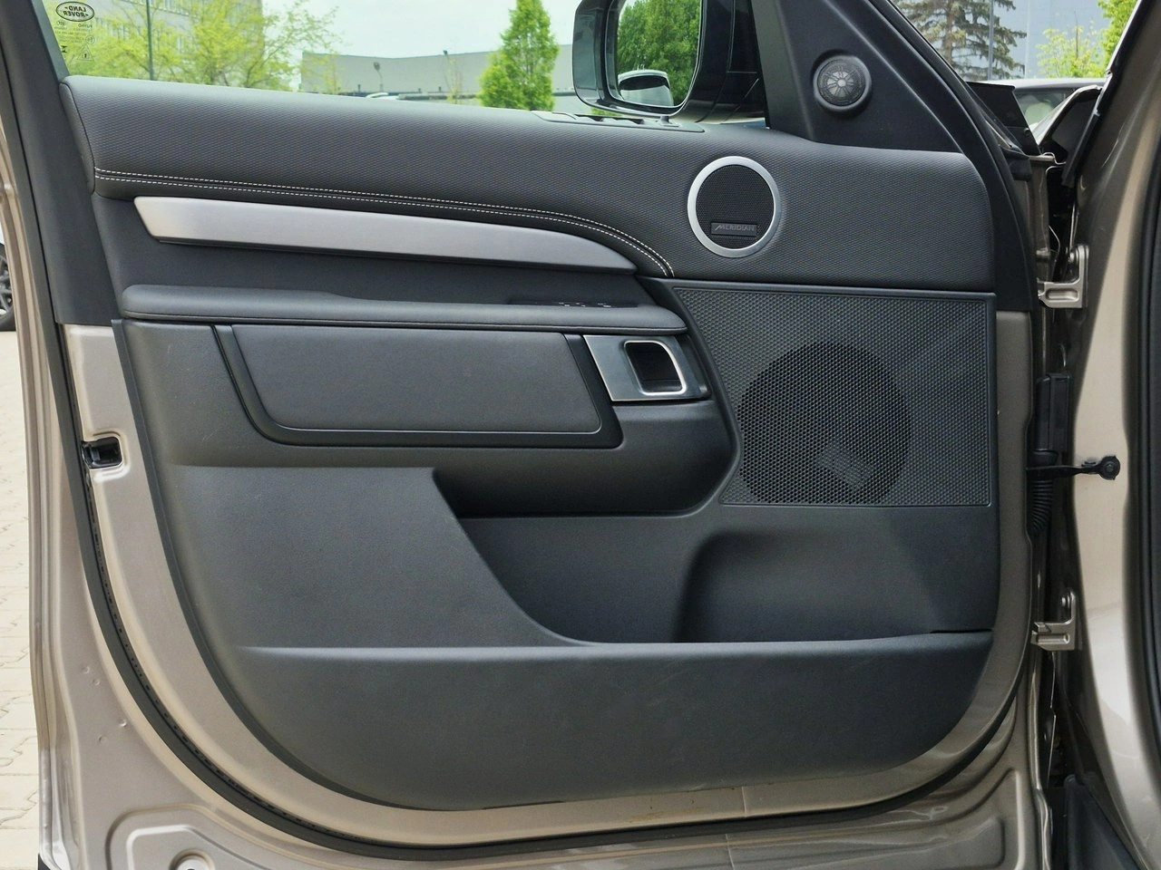 Land Rover Discovery - Zdjęcie 17