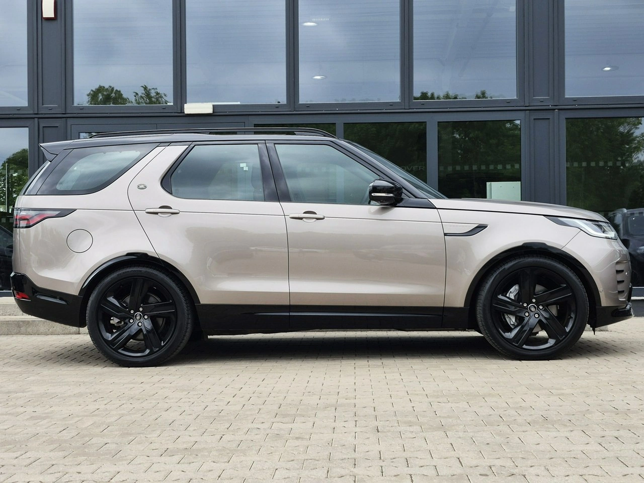 Land Rover Discovery - Zdjęcie 4