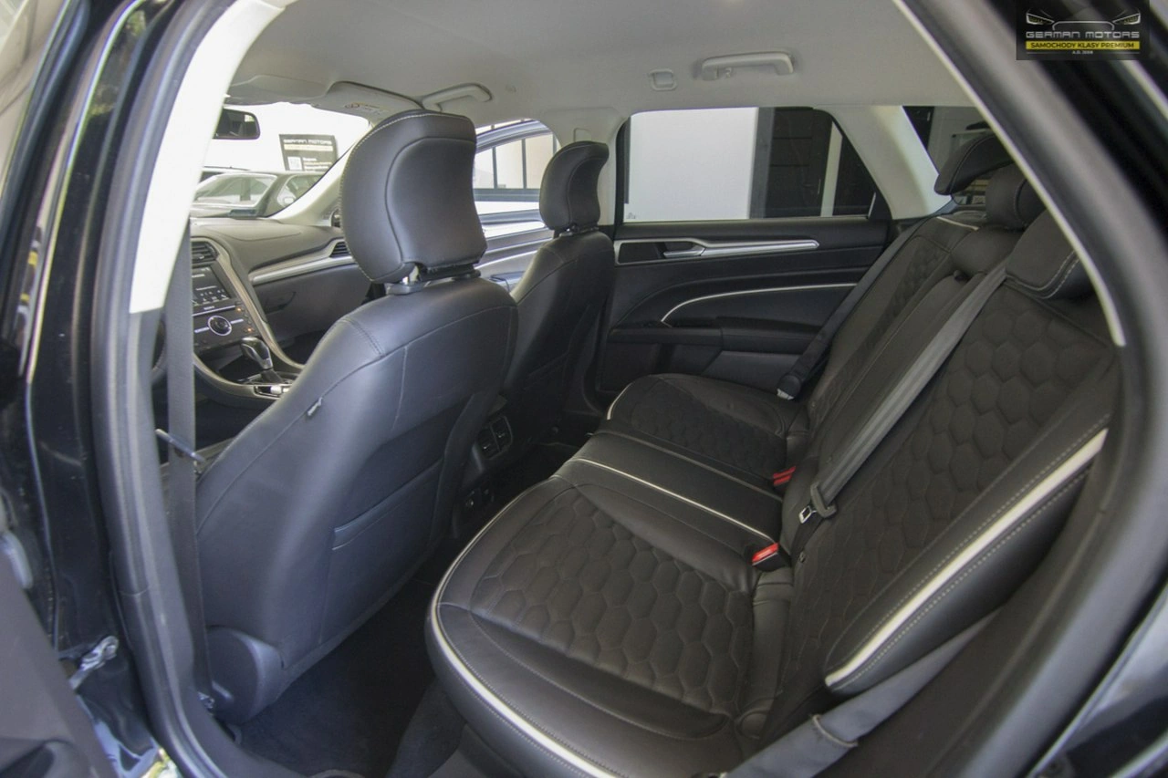 Ford Mondeo - Zdjęcie 24