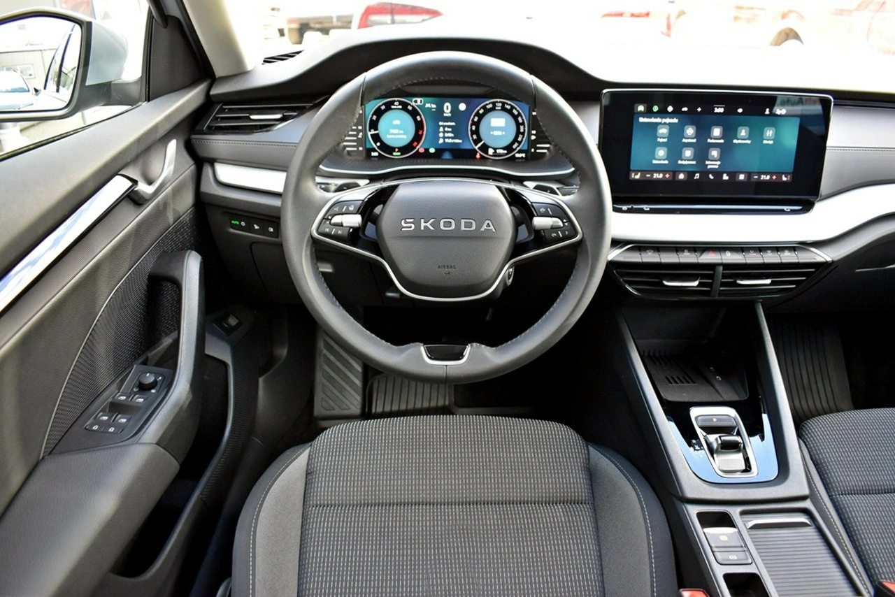 Skoda Octavia - Zdjęcie 13