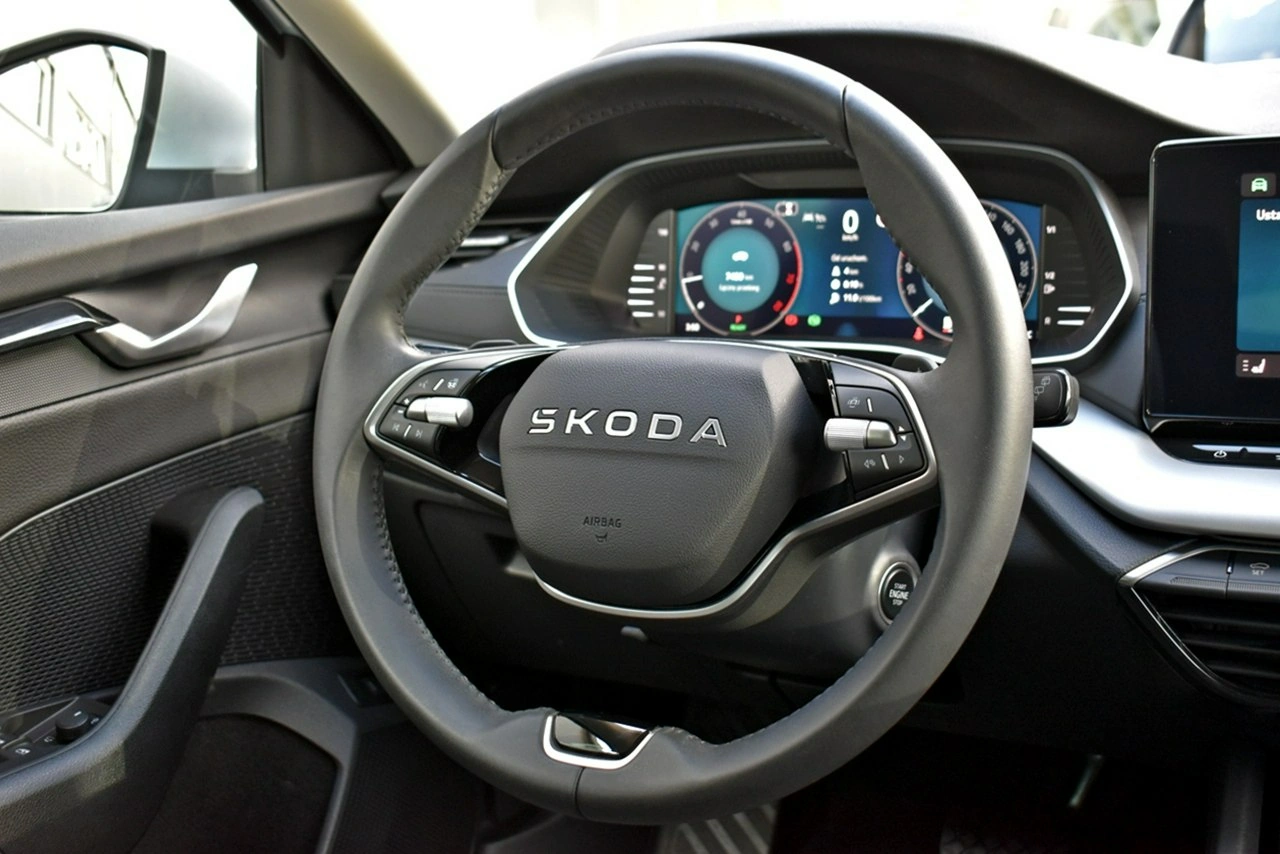 Skoda Octavia - Zdjęcie 17