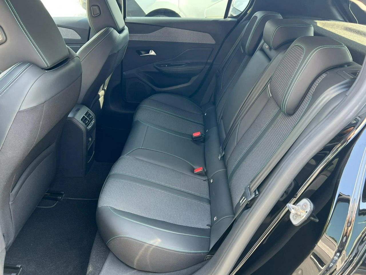 Peugeot 308 - Zdjęcie 15