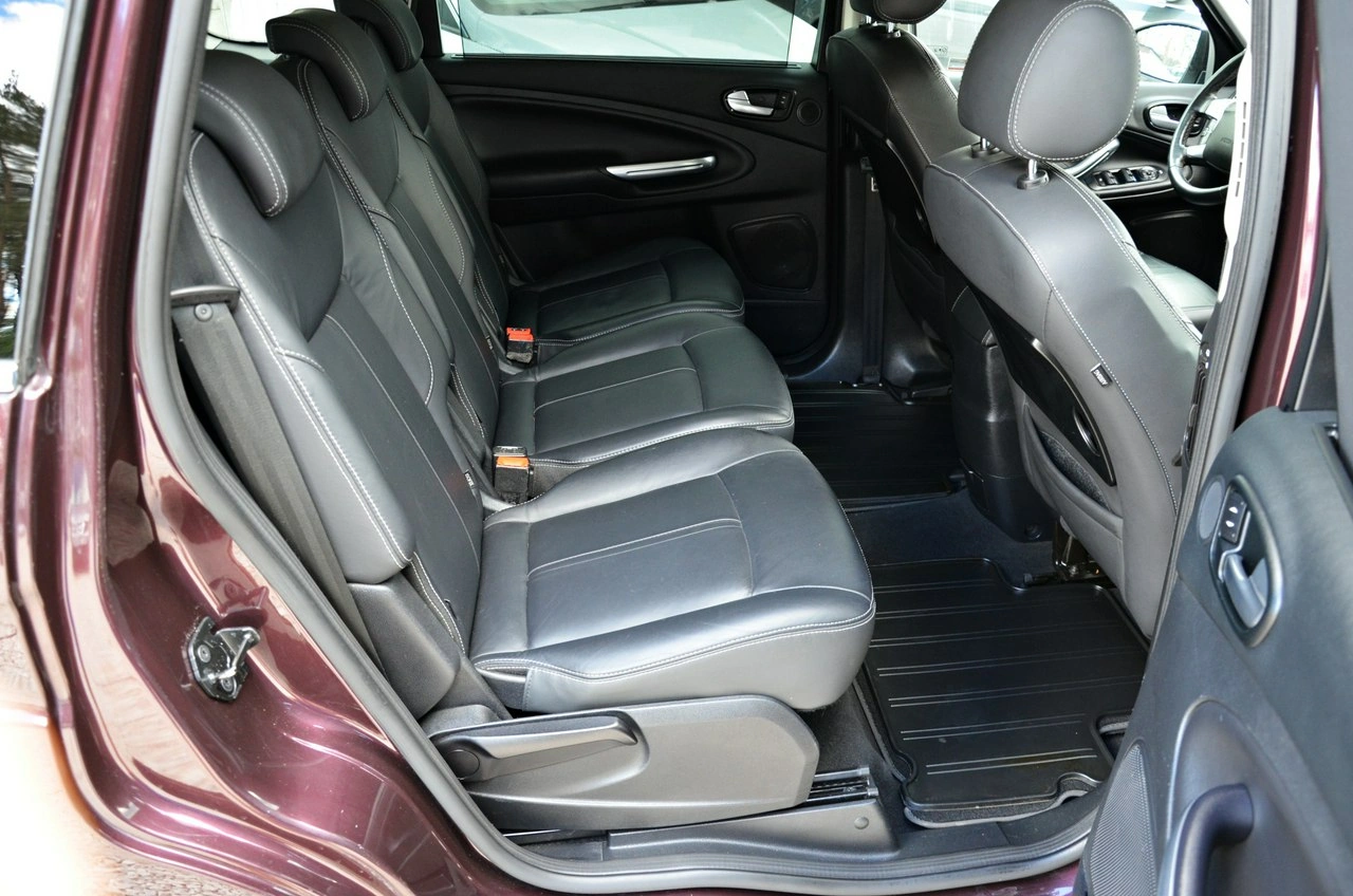 Ford S-Max - Zdjęcie 34