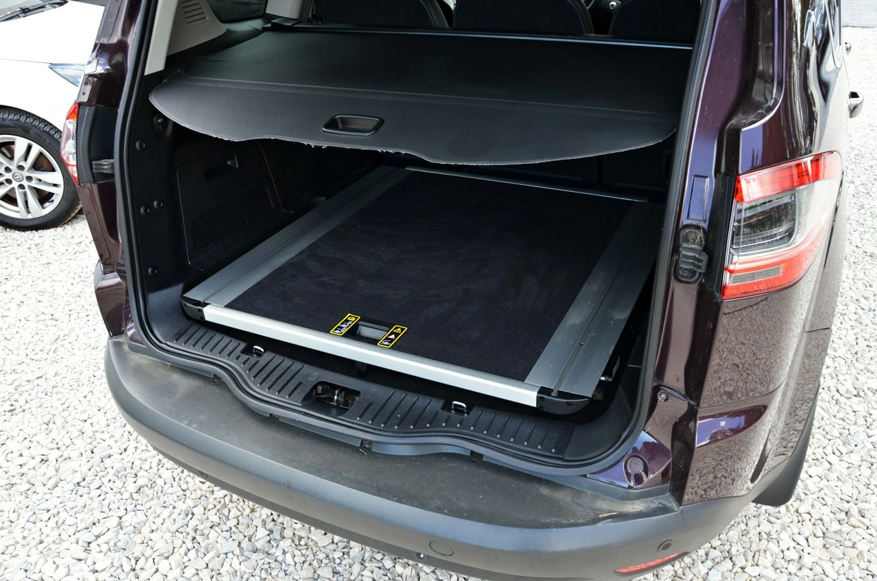 Ford S-Max - Zdjęcie 8
