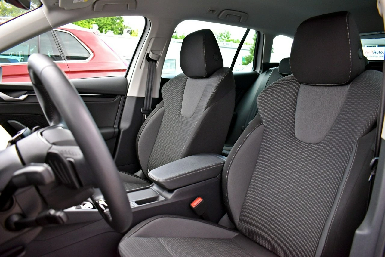 Skoda Octavia - Zdjęcie 10