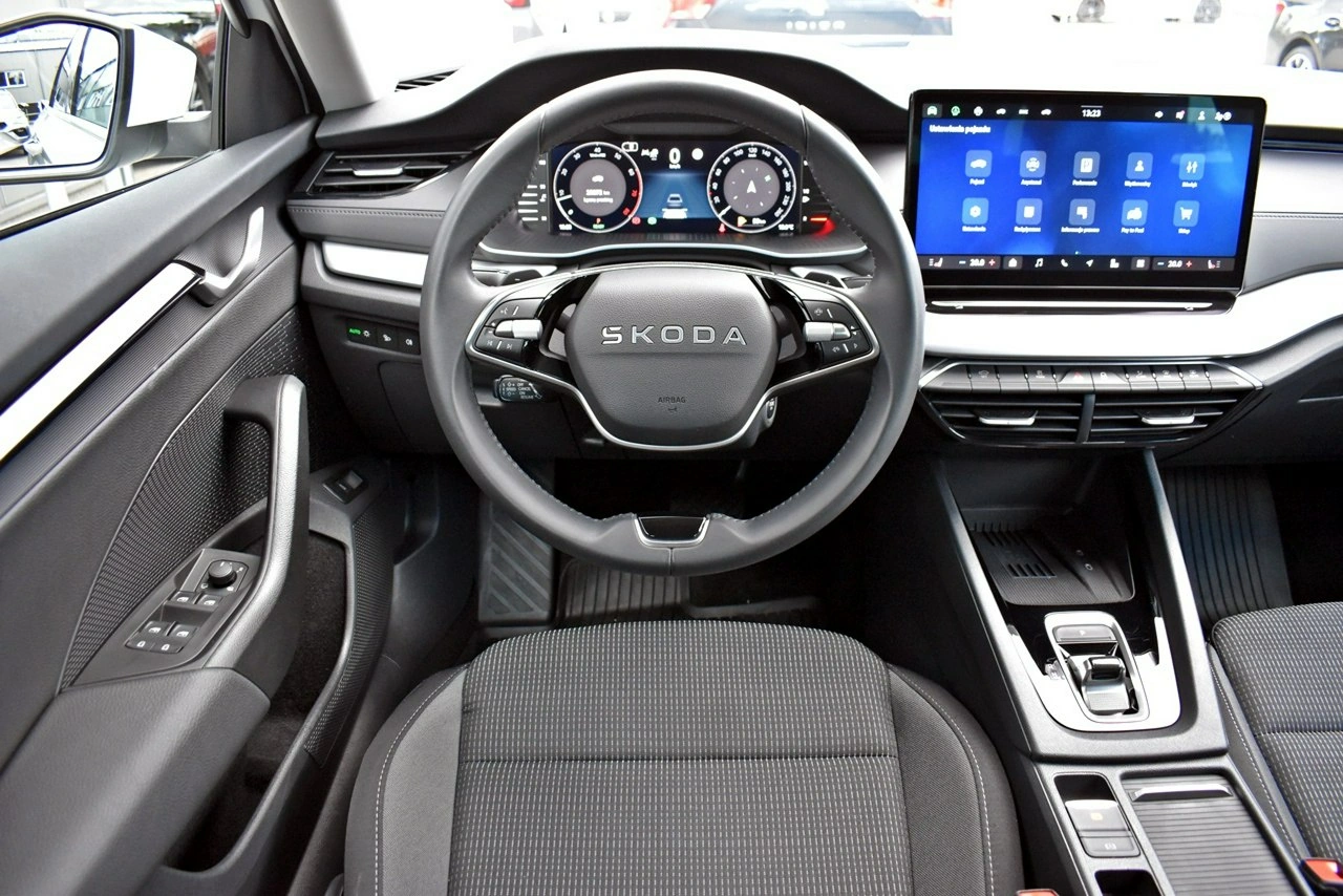 Skoda Octavia - Zdjęcie 13