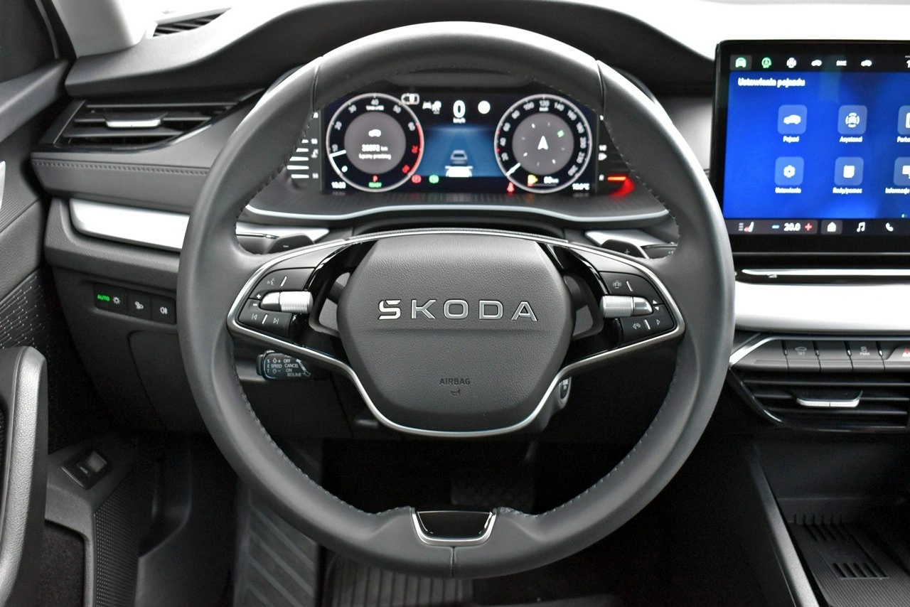Skoda Octavia - Zdjęcie 14