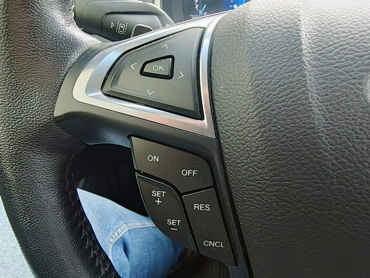 Ford Edge - Zdjęcie 19