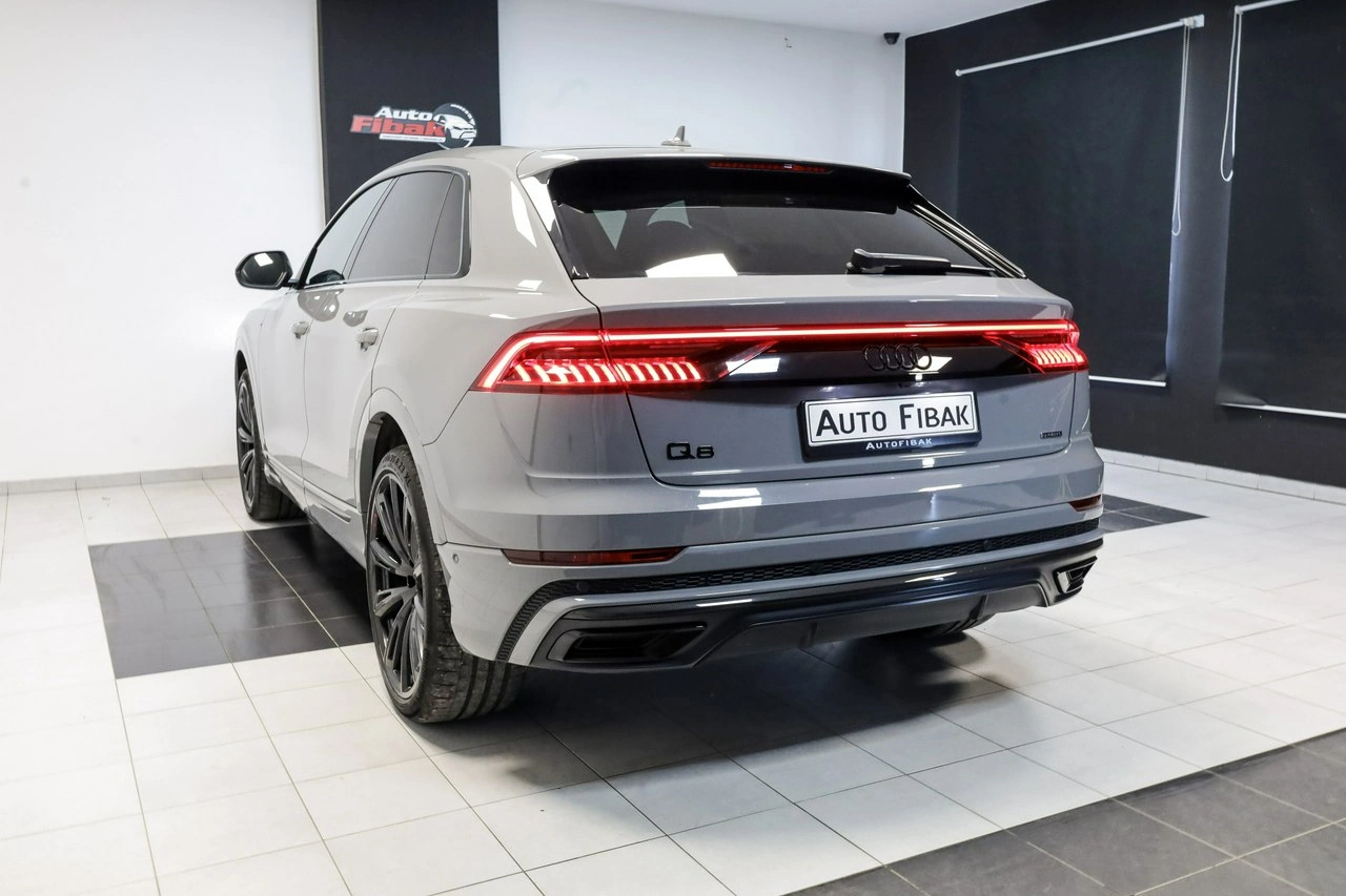 Audi Q8 - Zdjęcie 12