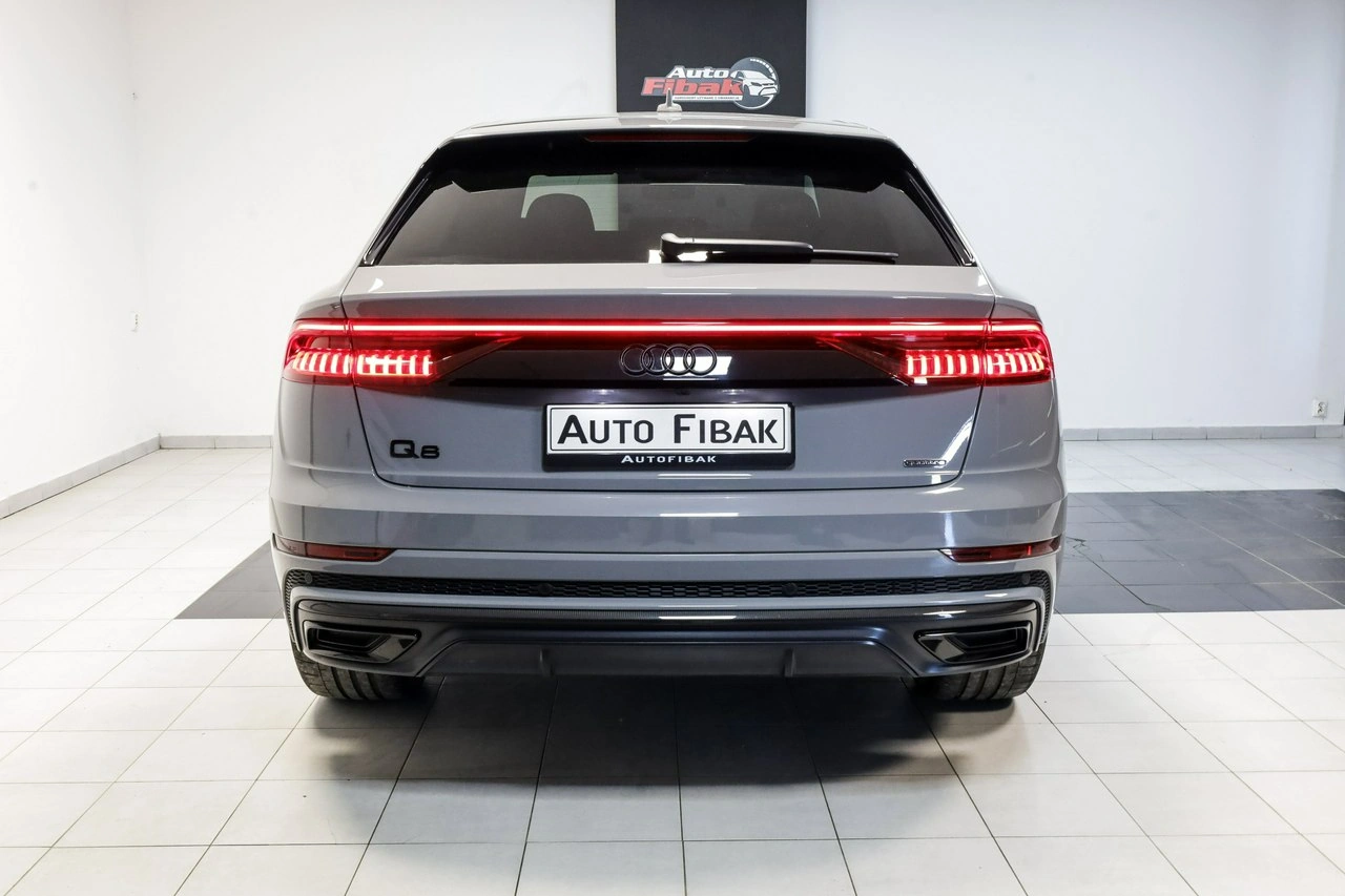 Audi Q8 - Zdjęcie 13