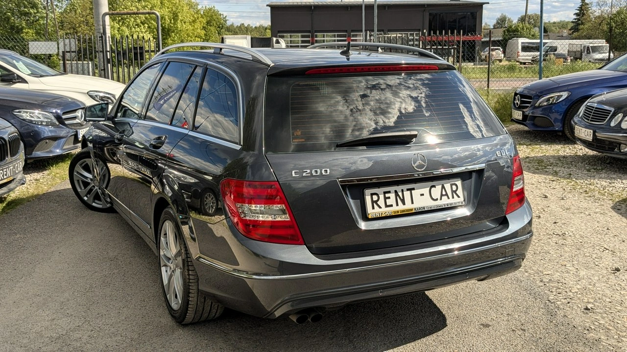 Mercedes C 200 - Zdjęcie 9