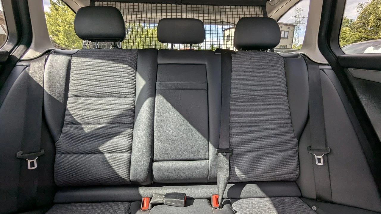 Mercedes C 200 - Zdjęcie 17
