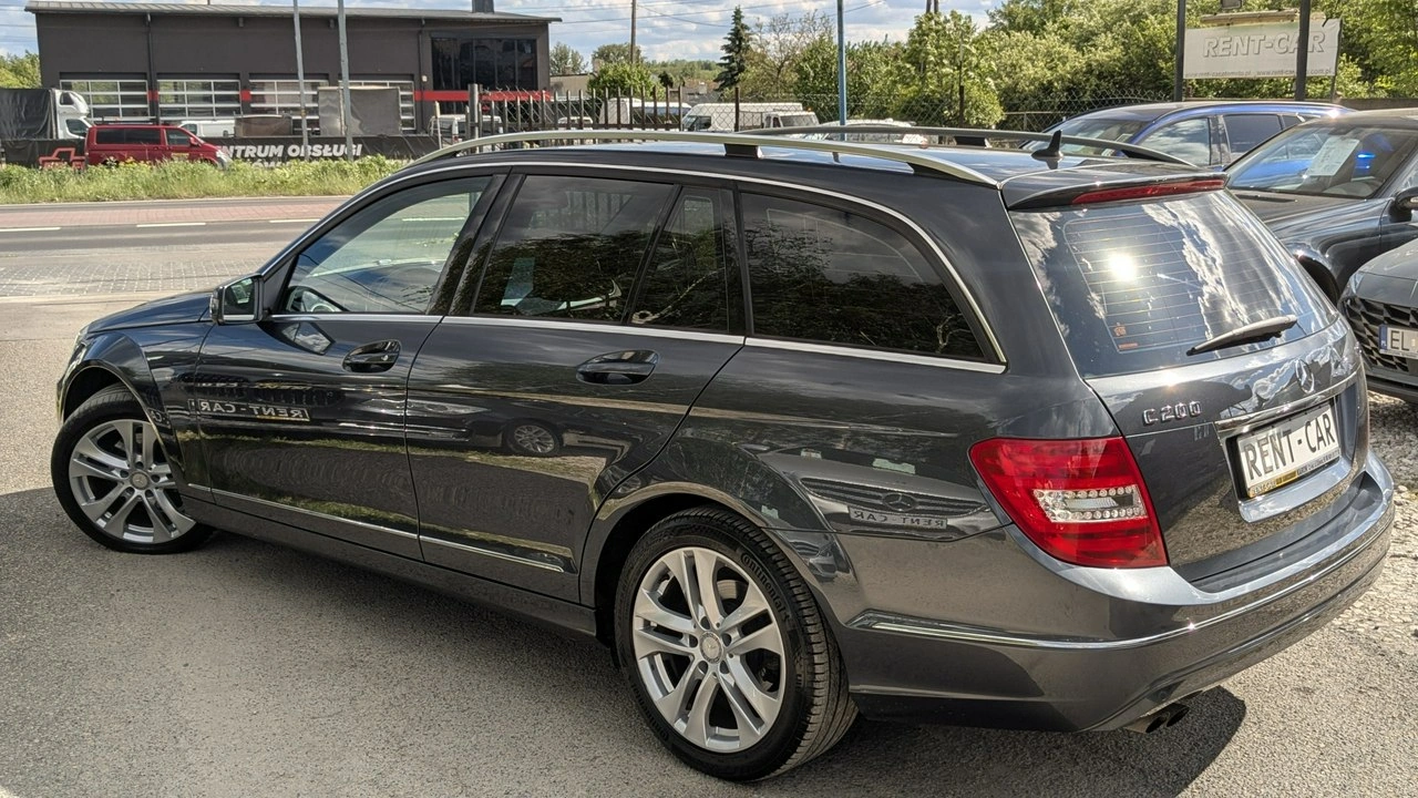 Mercedes C 200 - Zdjęcie 8