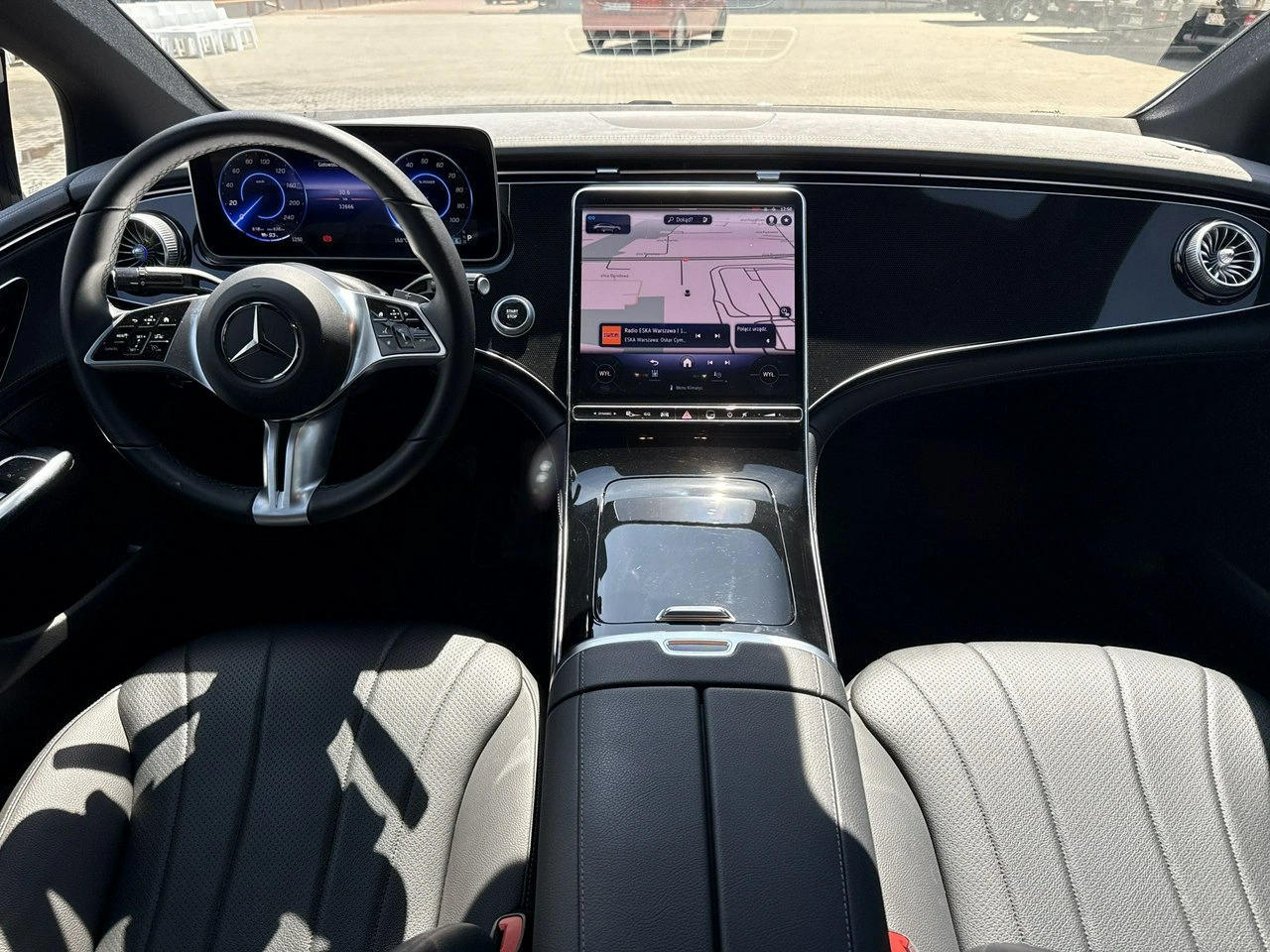 Mercedes EQE - Zdjęcie 21