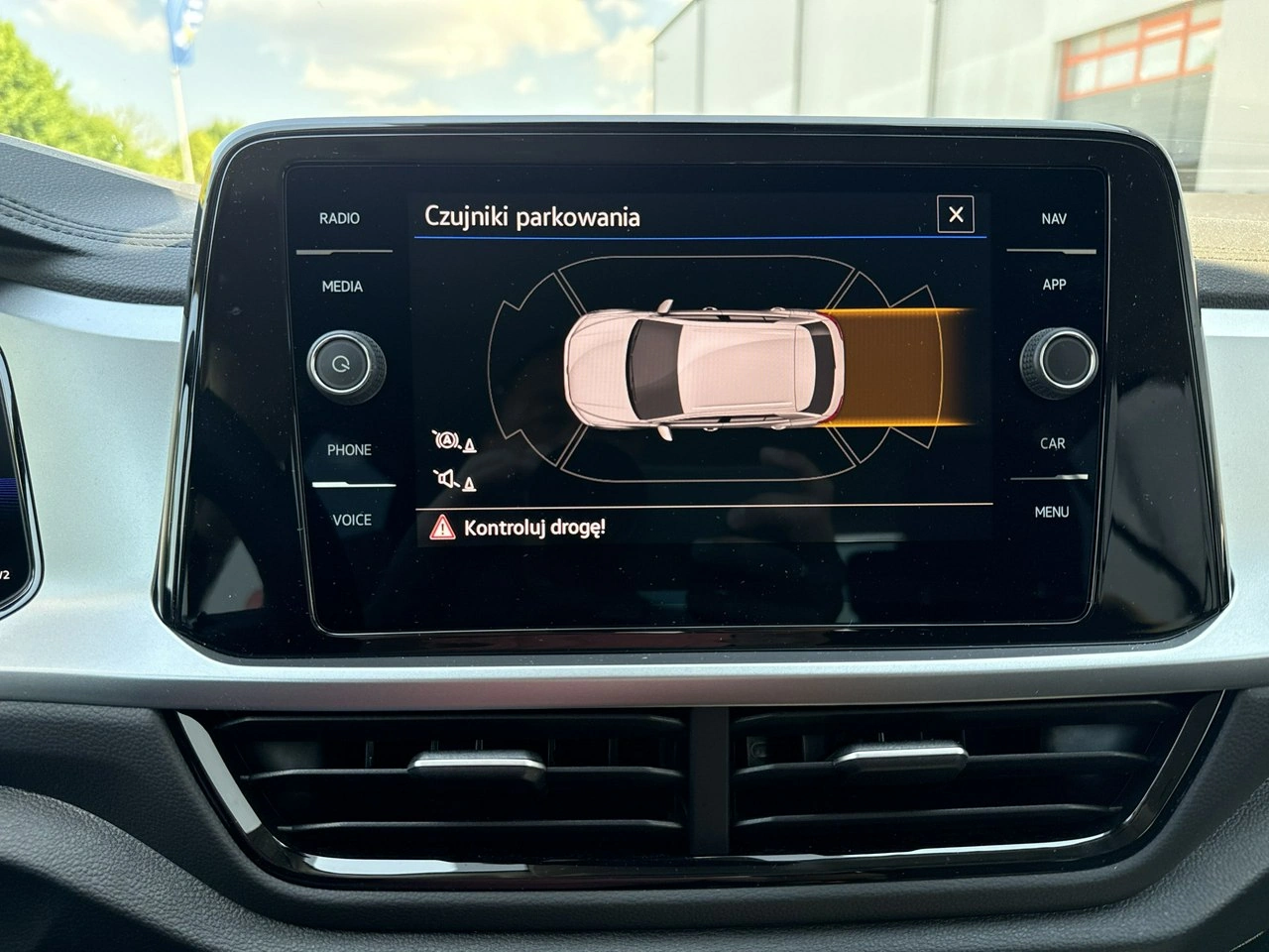 Volkswagen T-Roc - Zdjęcie 26