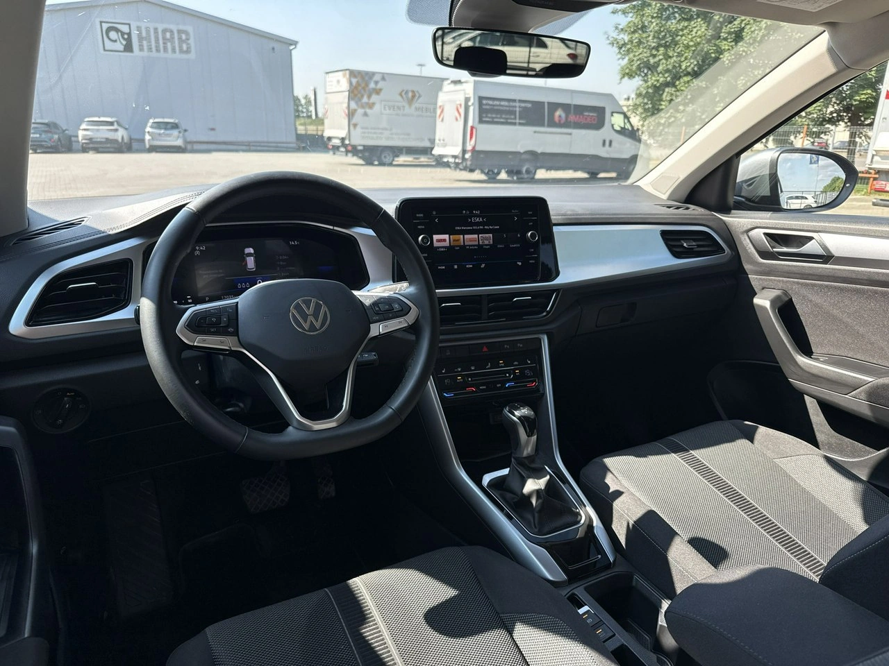 Volkswagen T-Roc - Zdjęcie 12