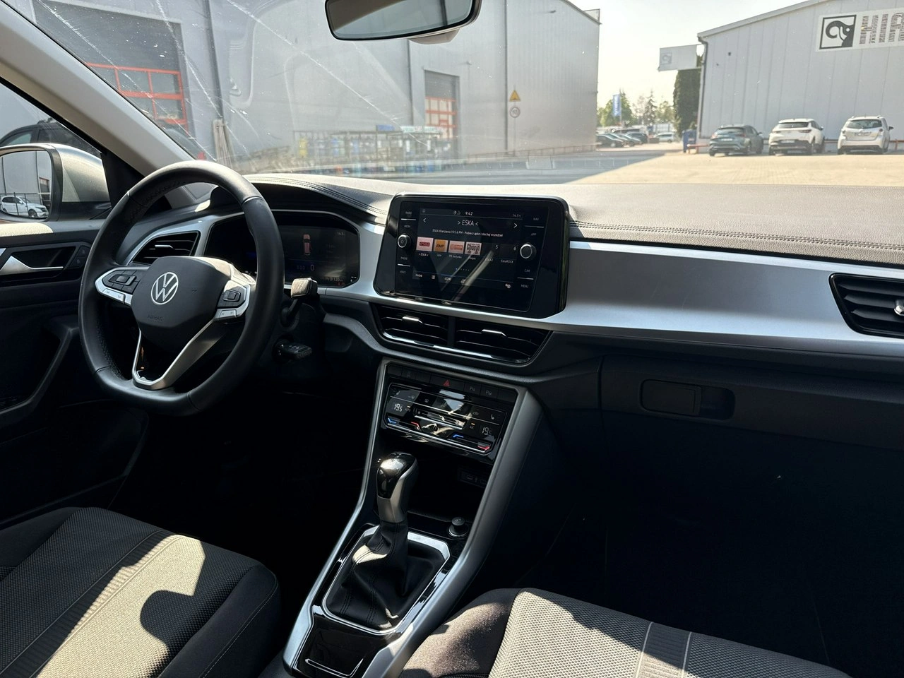 Volkswagen T-Roc - Zdjęcie 20