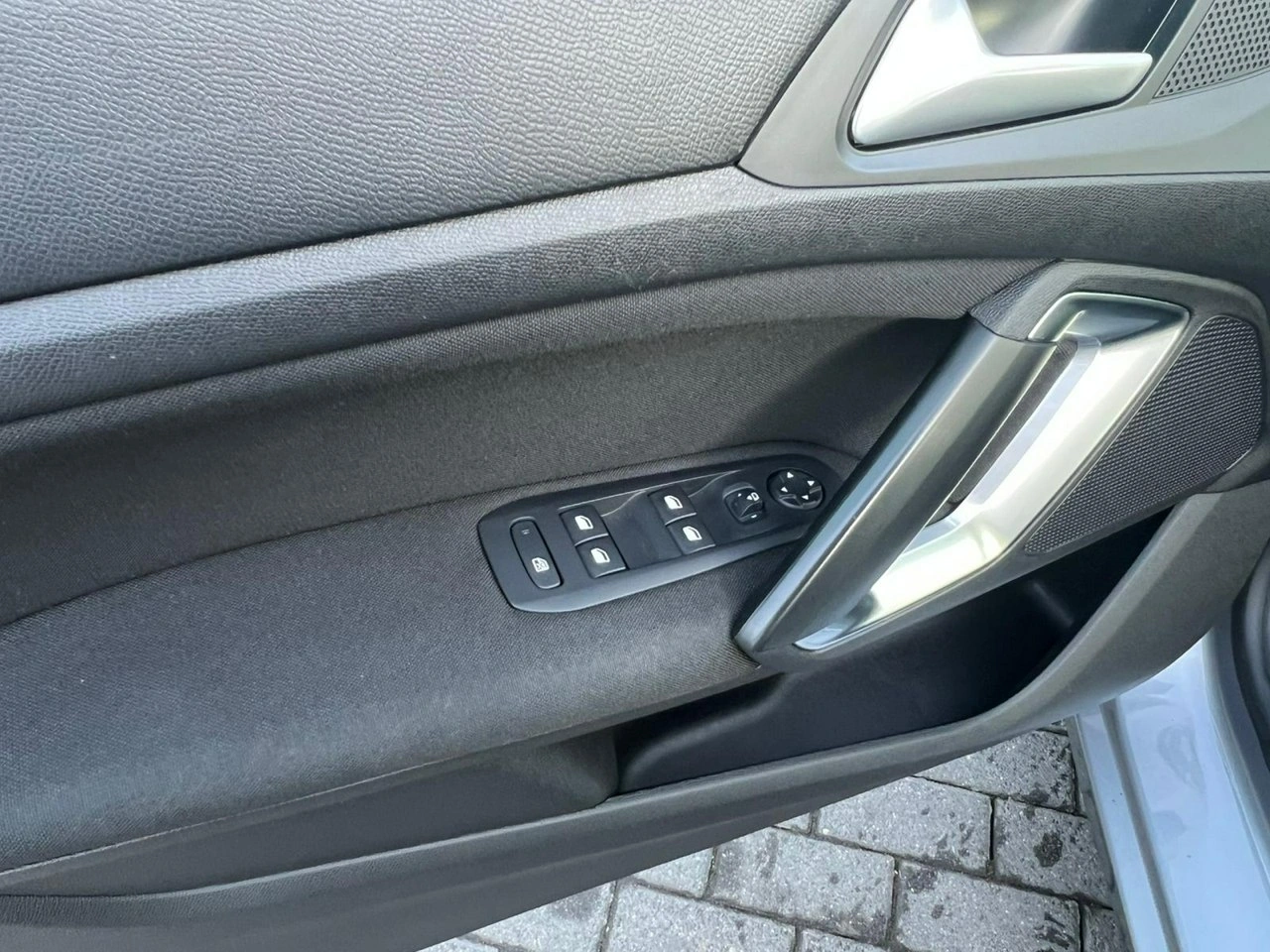 Peugeot 308 - Zdjęcie 9