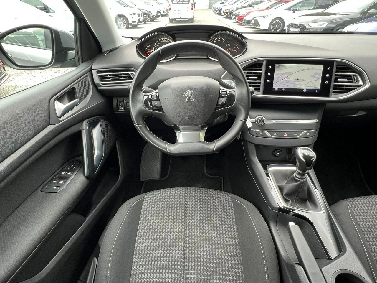 Peugeot 308 - Zdjęcie 9