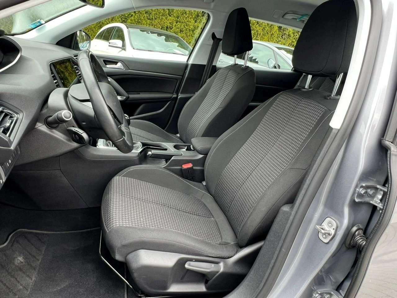 Peugeot 308 - Zdjęcie 10