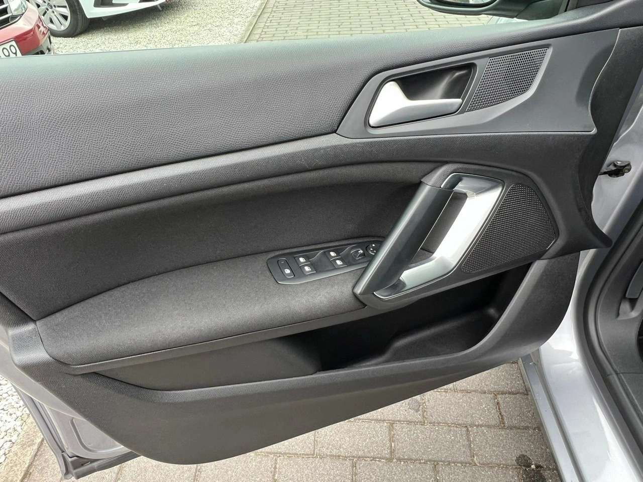 Peugeot 308 - Zdjęcie 12