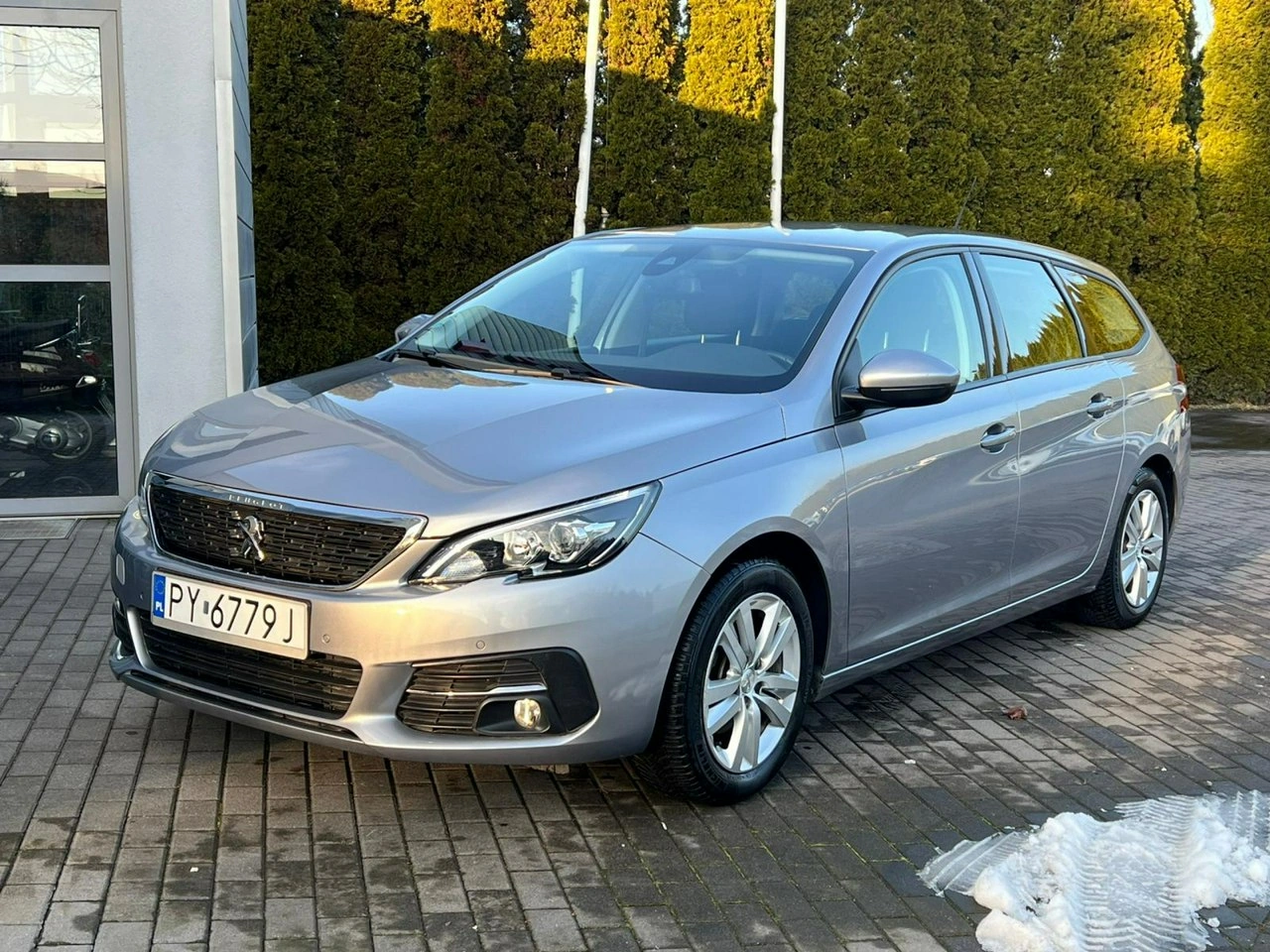 Peugeot 308 - Główne zdjęcie
